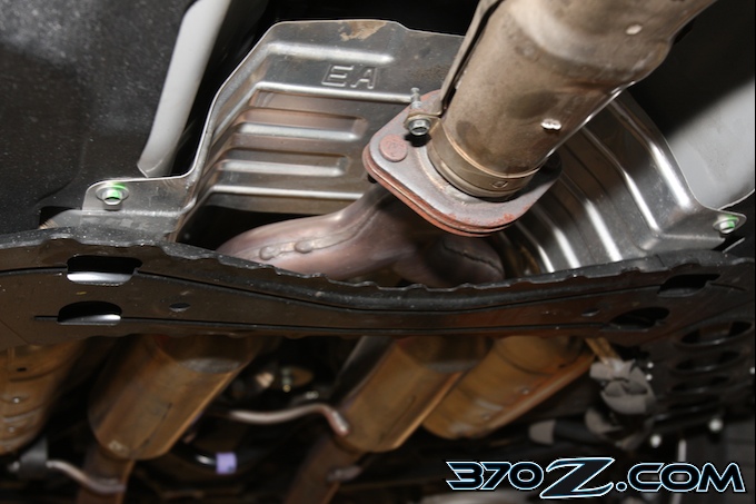 370Z rear pipe area of restriction